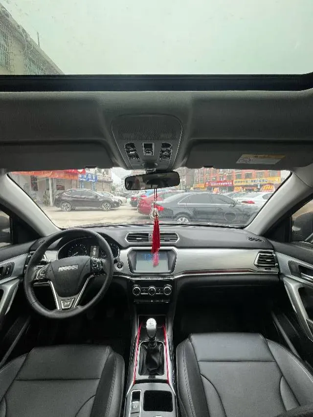 2017 Haval H2 1.5T 150HP L4 6MT,autocango,china used car exporter,china ev exporter,chinese used car exporter,chinese used ev exporter