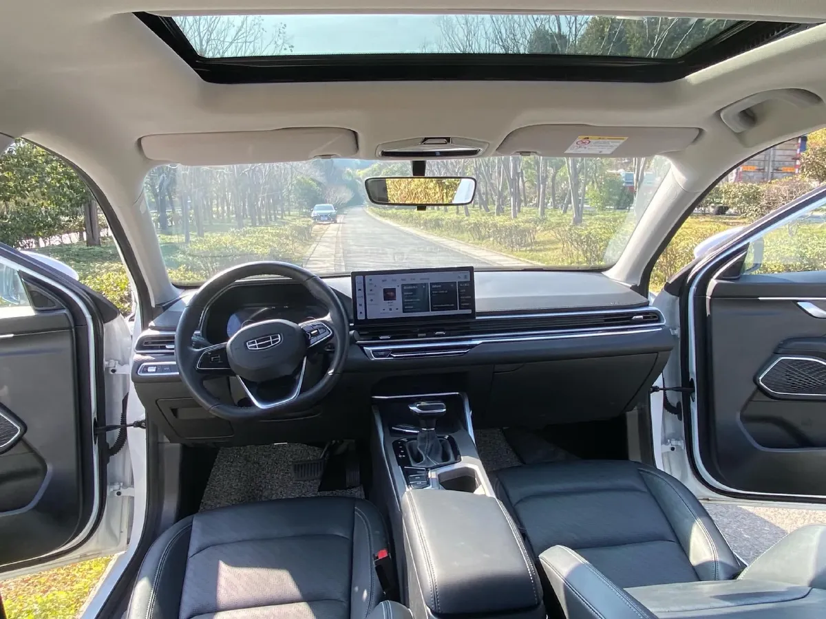 2023 Geely Emgrand 1.5L 127HP L4 CVT,autocango,china used car exporter,china ev exporter,chinese used car exporter,chinese used ev exporter