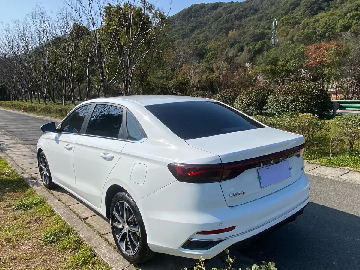 2023 Geely Emgrand 1.5L 127HP L4 CVT,autocango,china used car exporter,china ev exporter,chinese used car exporter,chinese used ev exporter