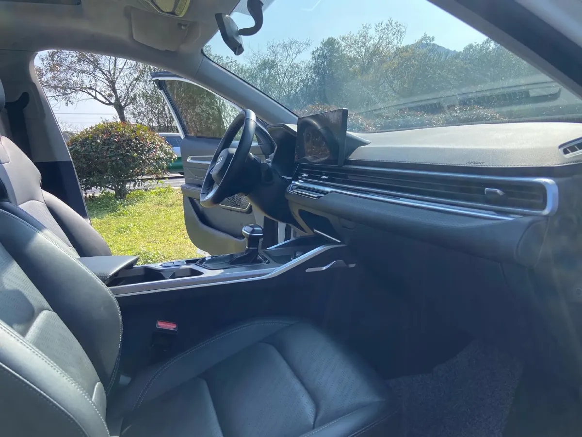 2023 Geely Emgrand 1.5L 127HP L4 CVT,autocango,china used car exporter,china ev exporter,chinese used car exporter,chinese used ev exporter