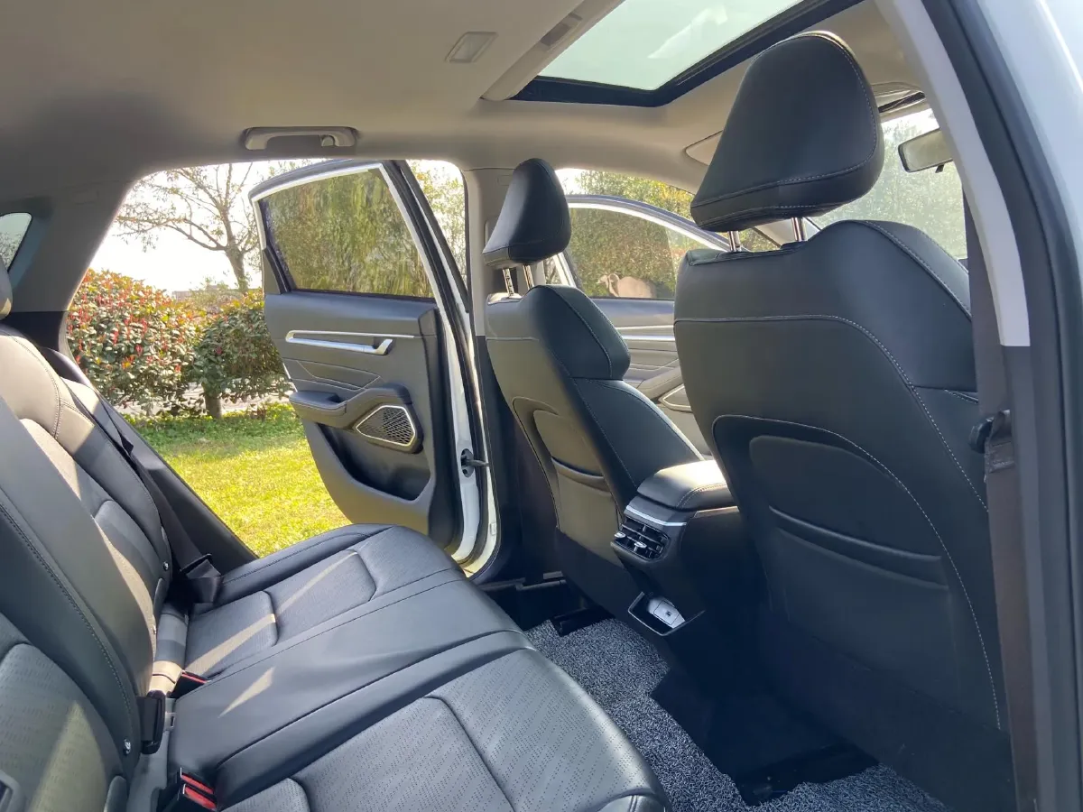 2023 Geely Emgrand 1.5L 127HP L4 CVT,autocango,china used car exporter,china ev exporter,chinese used car exporter,chinese used ev exporter