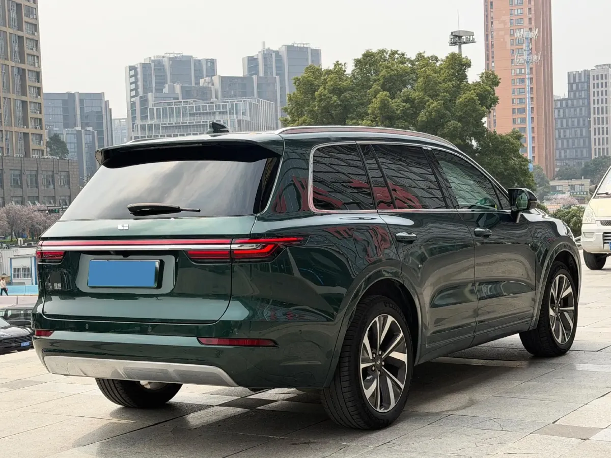 2021 Li ONE Range Extended 131HP REEV 40.5KWH,autocango,china used car exporter,china ev exporter,chinese used car exporter,chinese used ev exporter