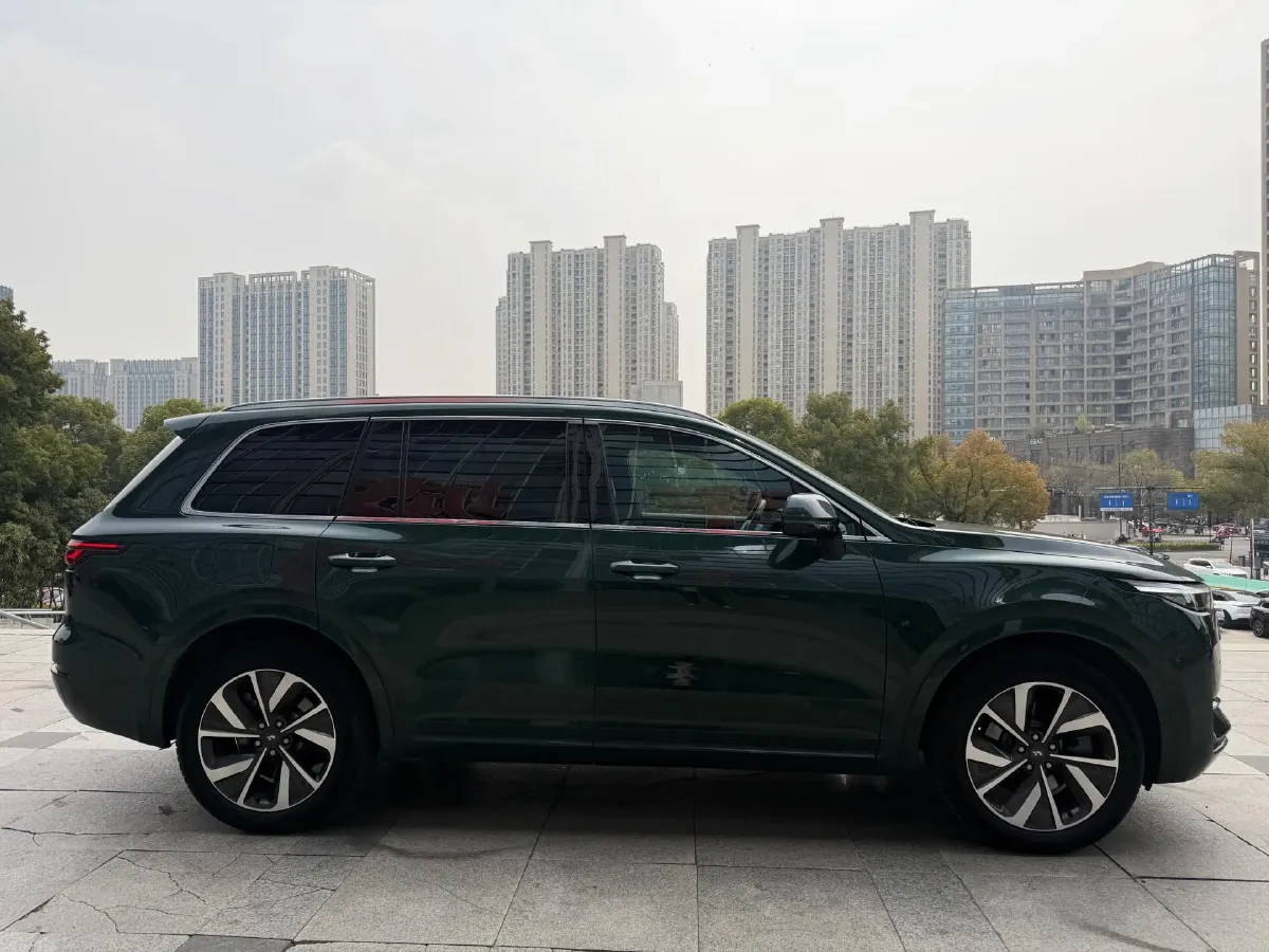 2021 Li ONE Range Extended 131HP REEV 40.5KWH,autocango,china used car exporter,china ev exporter,chinese used car exporter,chinese used ev exporter