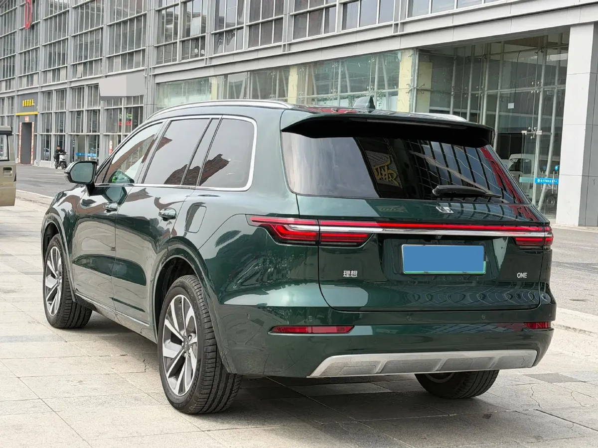 2021 Li ONE Range Extended 131HP REEV 40.5KWH,autocango,china used car exporter,china ev exporter,chinese used car exporter,chinese used ev exporter