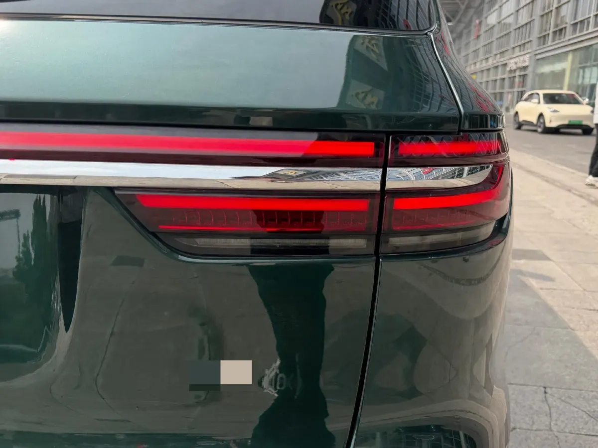 2021 Li ONE Range Extended 131HP REEV 40.5KWH,autocango,china used car exporter,china ev exporter,chinese used car exporter,chinese used ev exporter