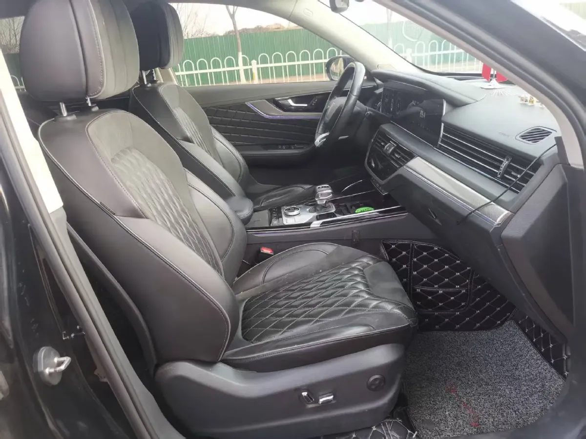 2019 HongQi HS5 2.0T 224HP L4 6AT,autocango,china used car exporter,china ev exporter,chinese used car exporter,chinese used ev exporter