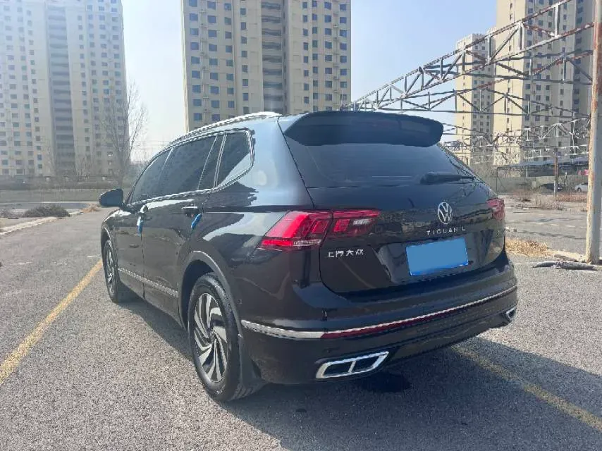 2024 Volkswagen Tiguan L 2.0T 186HP L4 7DCT,autocango,china used car exporter,china ev exporter,chinese used car exporter,chinese used ev exporter