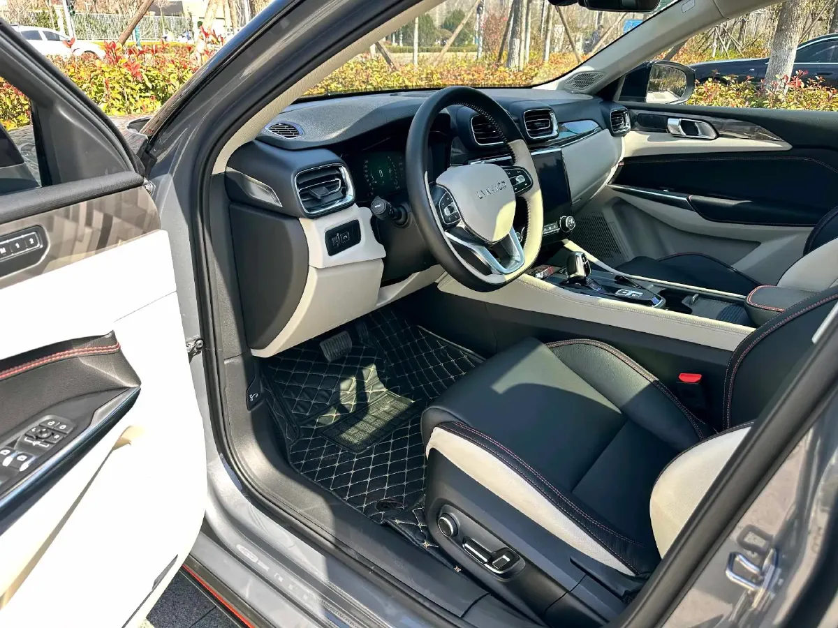 2019 LYNK&CO 02 2.0T 190HP L4 6AT,autocango,china used car exporter,china ev exporter,chinese used car exporter,chinese used ev exporter