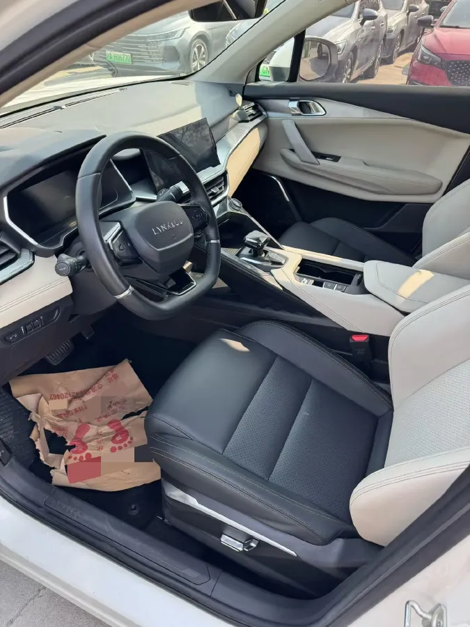 2020 LYNK&CO 06 1.5T 177HP L3 7DCT,autocango,china used car exporter,china ev exporter,chinese used car exporter,chinese used ev exporter