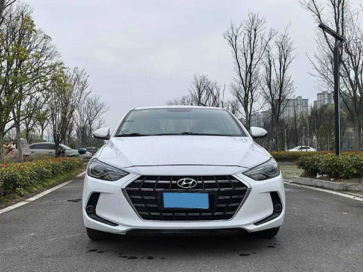 2019 Hyundai Elantra 1.5L 115HP L4 CVT,autocango,china used car exporter,china ev exporter,chinese used car exporter,chinese used ev exporter
