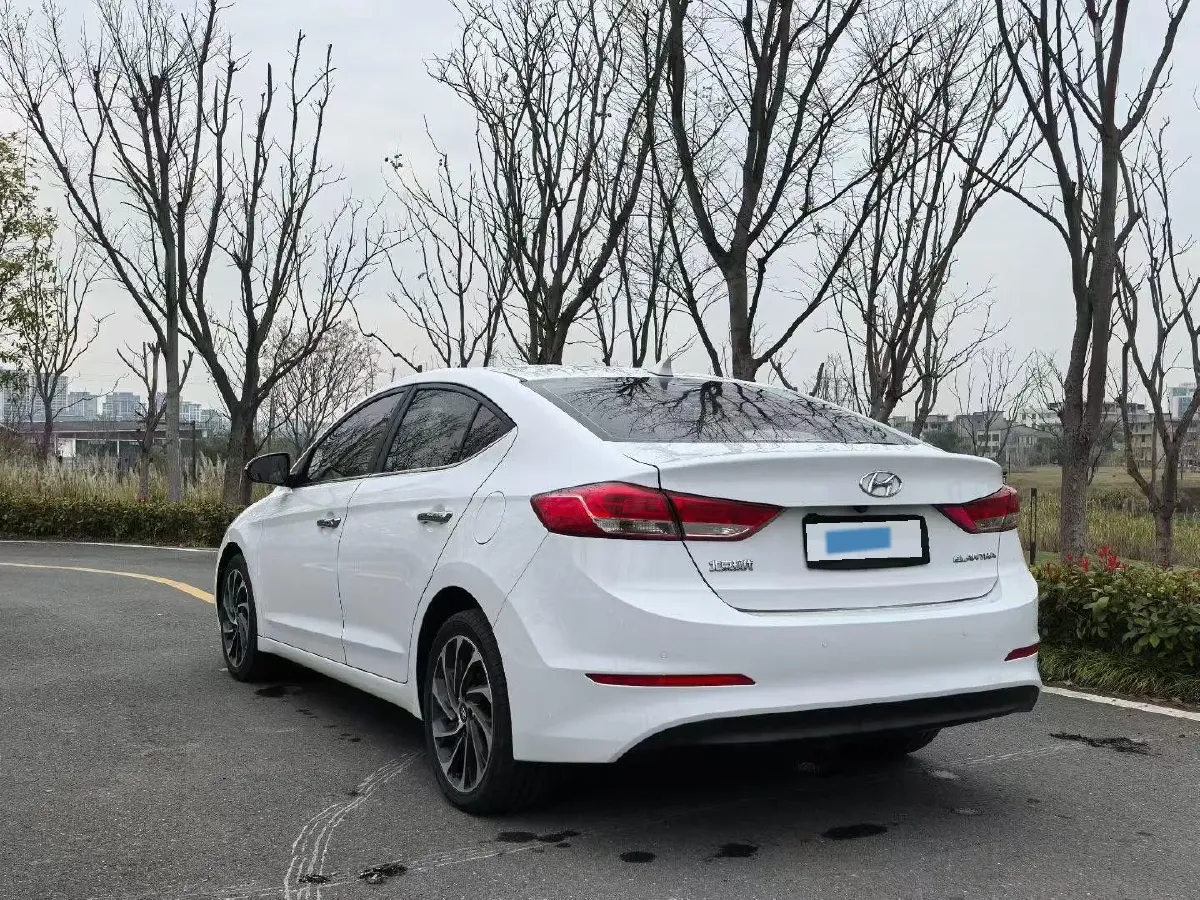 2019 Hyundai Elantra 1.5L 115HP L4 CVT,autocango,china used car exporter,china ev exporter,chinese used car exporter,chinese used ev exporter