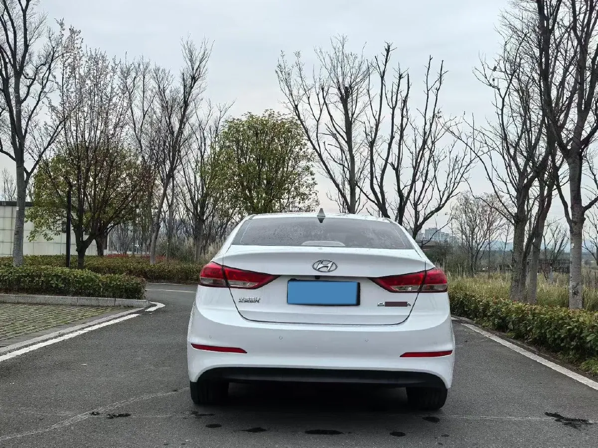 2019 Hyundai Elantra 1.5L 115HP L4 CVT,autocango,china used car exporter,china ev exporter,chinese used car exporter,chinese used ev exporter