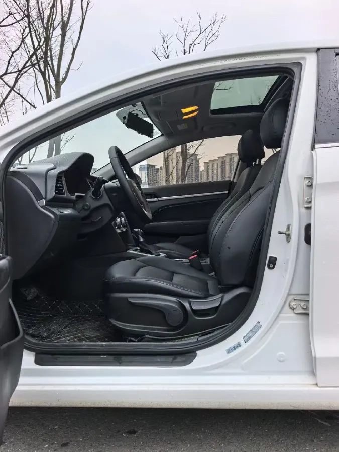 2019 Hyundai Elantra 1.5L 115HP L4 CVT,autocango,china used car exporter,china ev exporter,chinese used car exporter,chinese used ev exporter