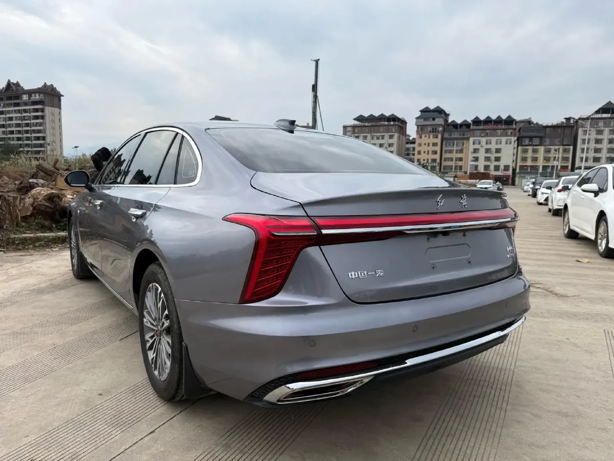 2023 HongQi H5 1.5T 169HP L4 7DCT,autocango,china used car exporter,china ev exporter,chinese used car exporter,chinese used ev exporter