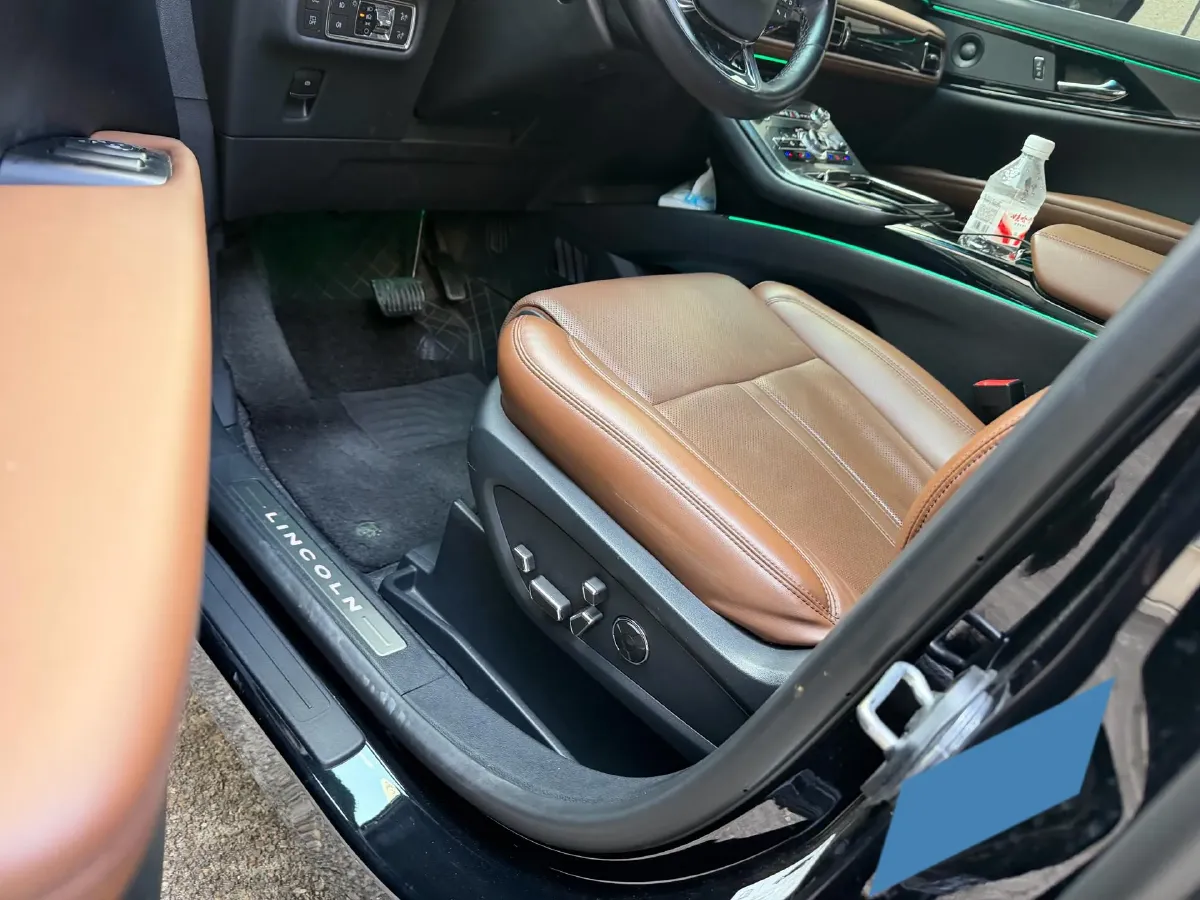 2021 Lincoln Nautilus 2.7T 322HP V6 8AT,autocango,china used car exporter,china ev exporter,chinese used car exporter,chinese used ev exporter