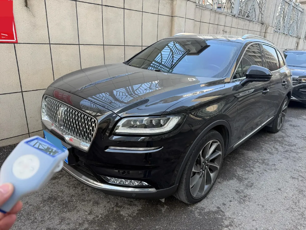 2021 Lincoln Nautilus 2.7T 322HP V6 8AT,autocango,china used car exporter,china ev exporter,chinese used car exporter,chinese used ev exporter