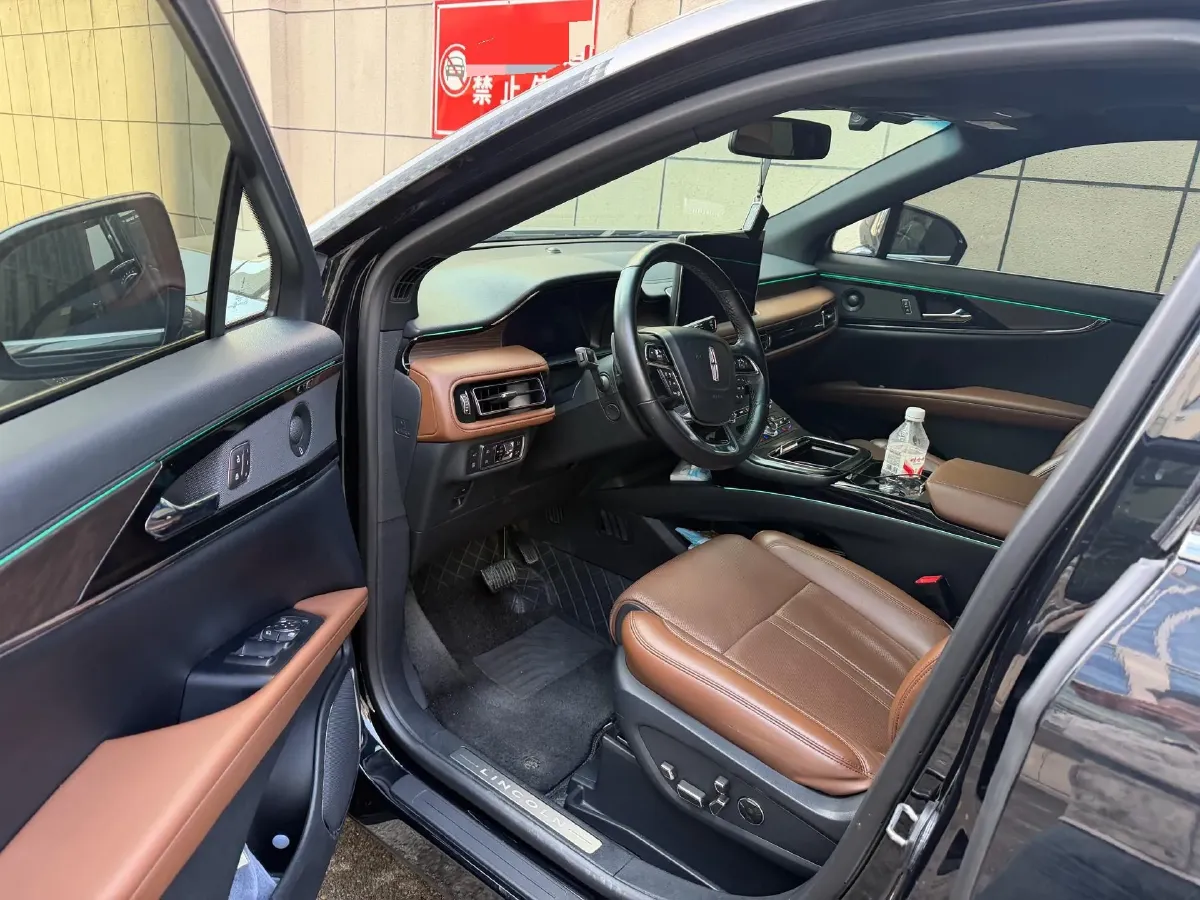 2021 Lincoln Nautilus 2.7T 322HP V6 8AT,autocango,china used car exporter,china ev exporter,chinese used car exporter,chinese used ev exporter