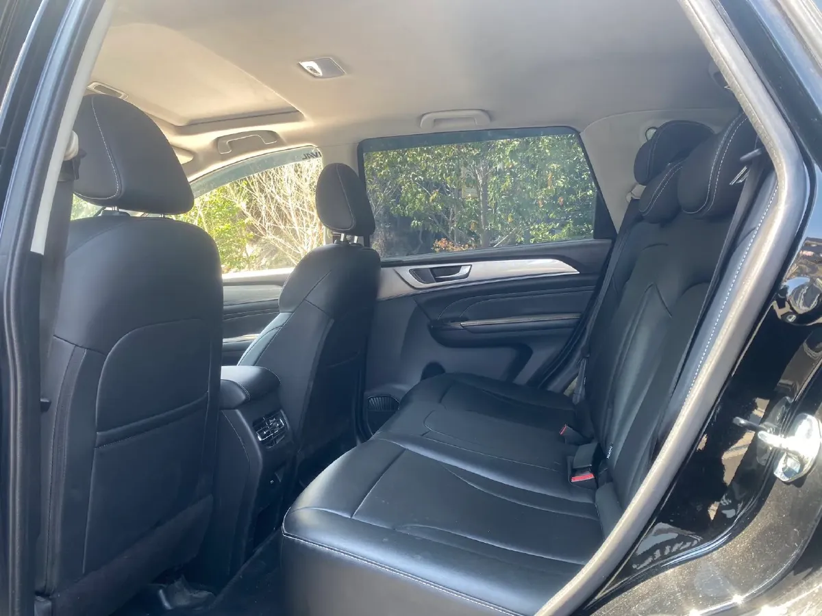 2023 Haval M6 1.5T 150HP L4 7DCT,autocango,china used car exporter,china ev exporter,chinese used car exporter,chinese used ev exporter