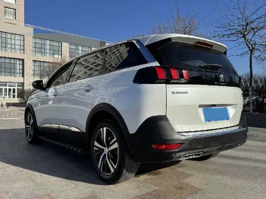 2017 Peugeot 5008 1.6T 167HP L4 6AT,autocango,china used car exporter,china ev exporter,chinese used car exporter,chinese used ev exporter