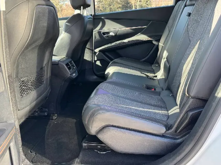 2017 Peugeot 5008 1.6T 167HP L4 6AT,autocango,china used car exporter,china ev exporter,chinese used car exporter,chinese used ev exporter