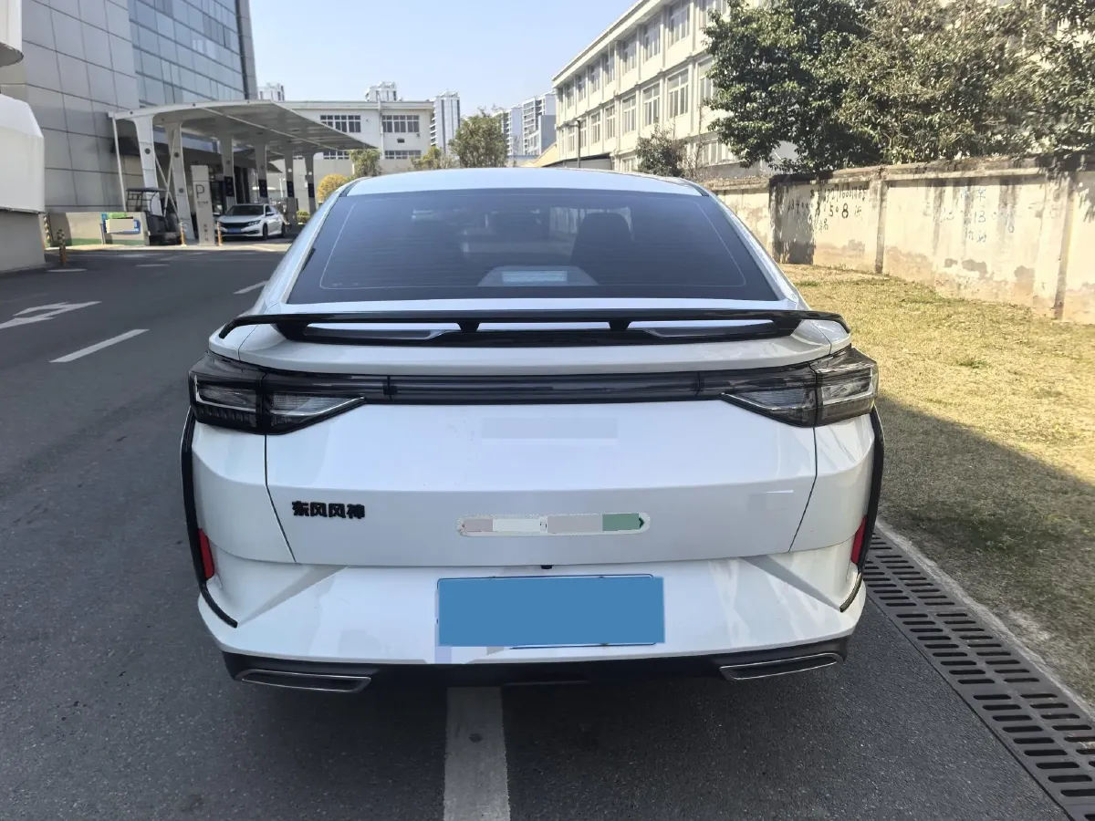 2024 DongFeng Aeolus YiXuan 1.5L 125HP L4 6DCT,autocango,china used car exporter,china ev exporter,chinese used car exporter,chinese used ev exporter