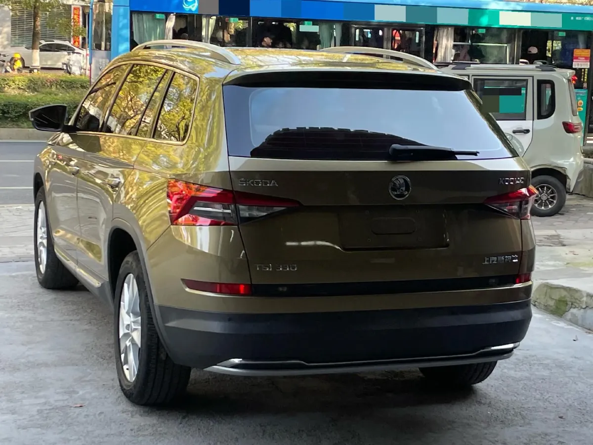 2018 Skoda Kodiak 2.0T 186HP L4 7DCT,autocango,china used car exporter,china ev exporter,chinese used car exporter,chinese used ev exporter