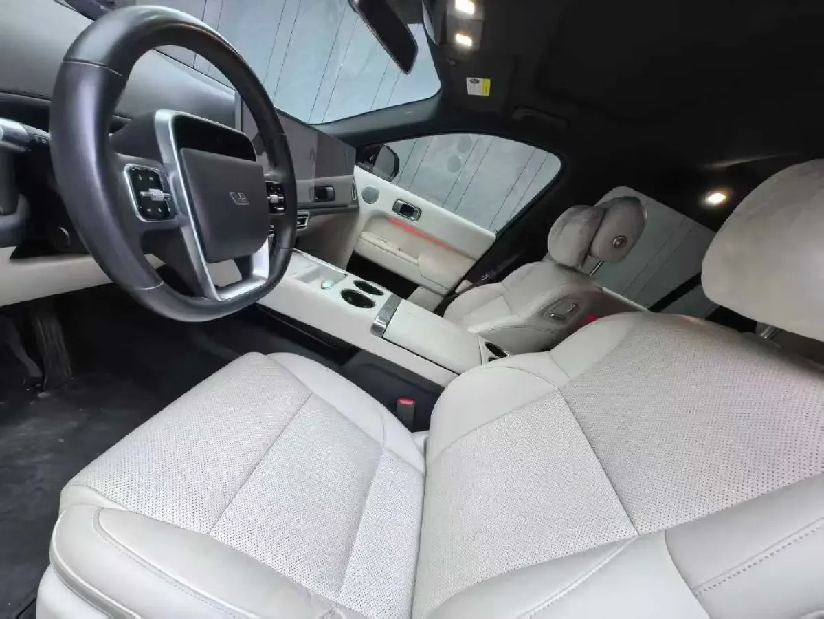 2023 Li L8 Range Extended 154HP REEV 40.9KWH,autocango,china used car exporter,china ev exporter,chinese used car exporter,chinese used ev exporter