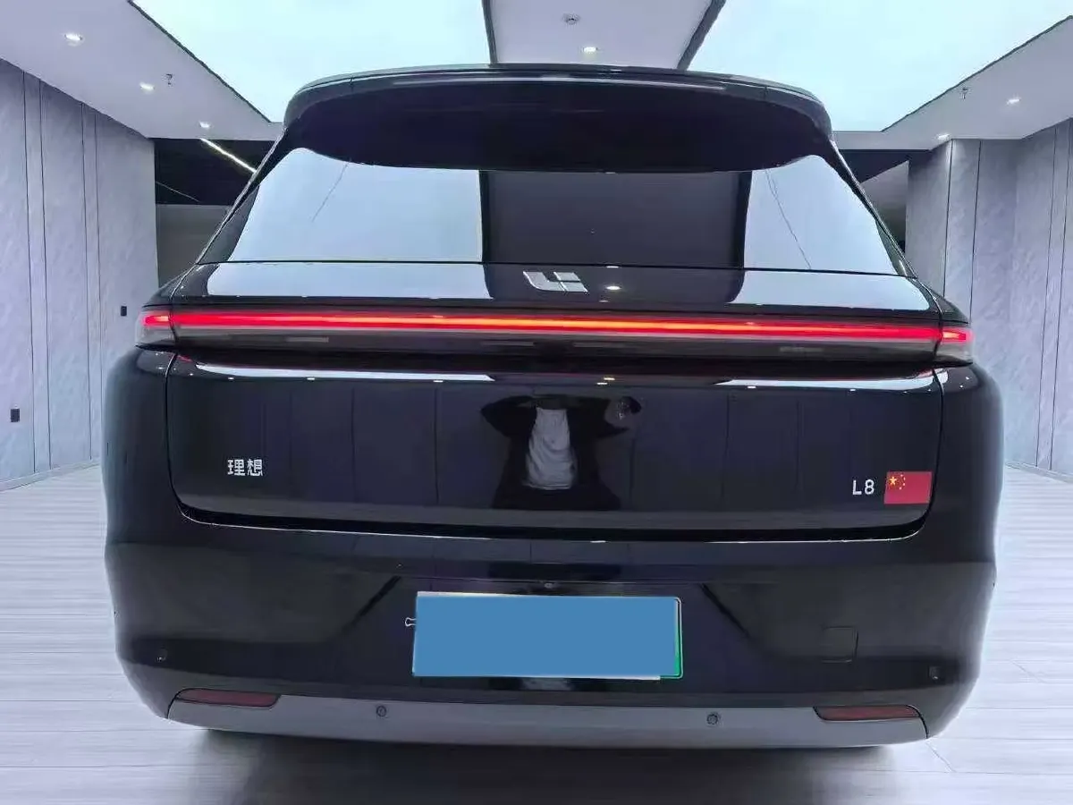 2023 Li L8 Range Extended 154HP REEV 40.9KWH,autocango,china used car exporter,china ev exporter,chinese used car exporter,chinese used ev exporter