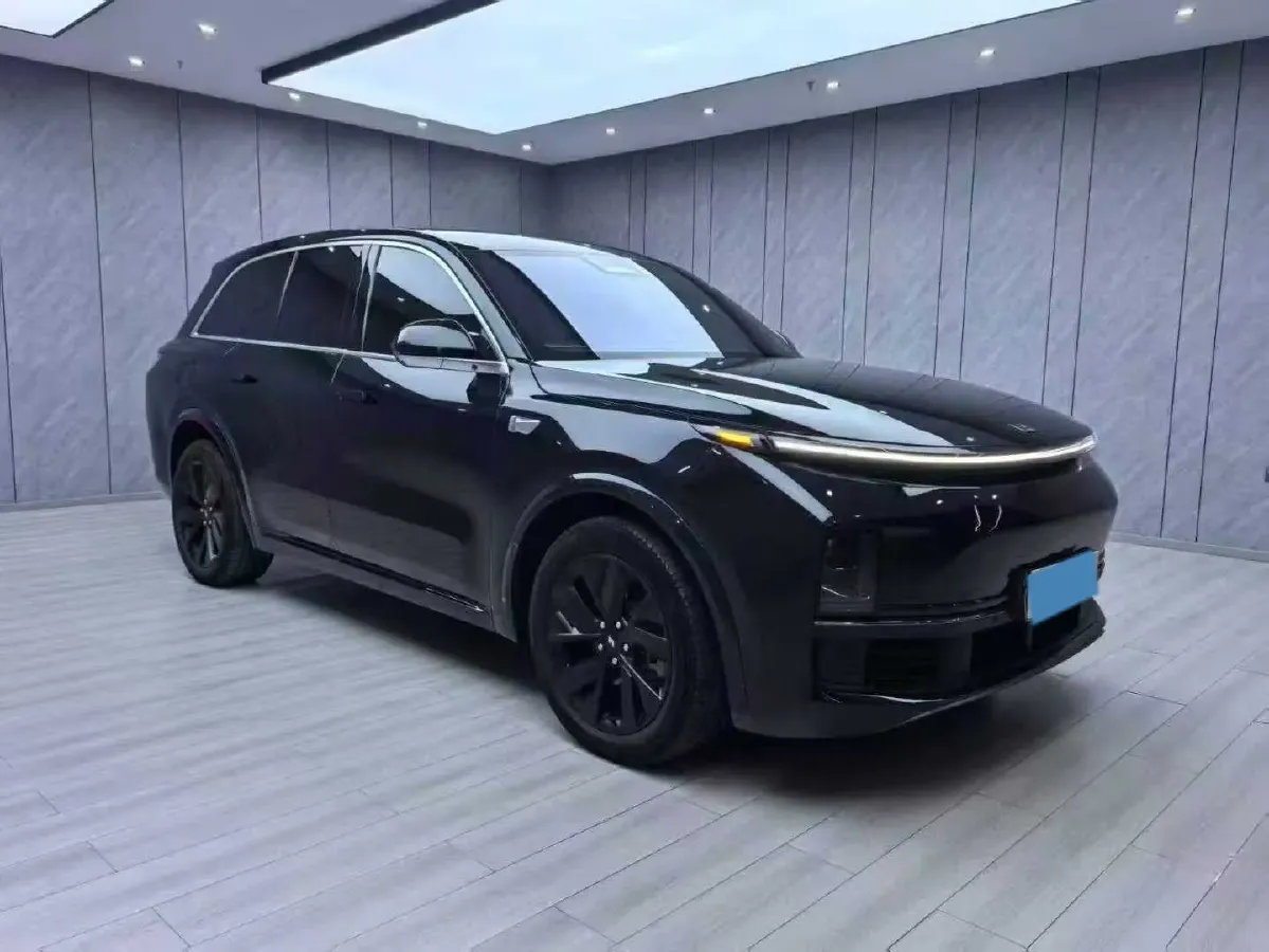 2023 Li L8 Range Extended 154HP REEV 40.9KWH,autocango,china used car exporter,china ev exporter,chinese used car exporter,chinese used ev exporter