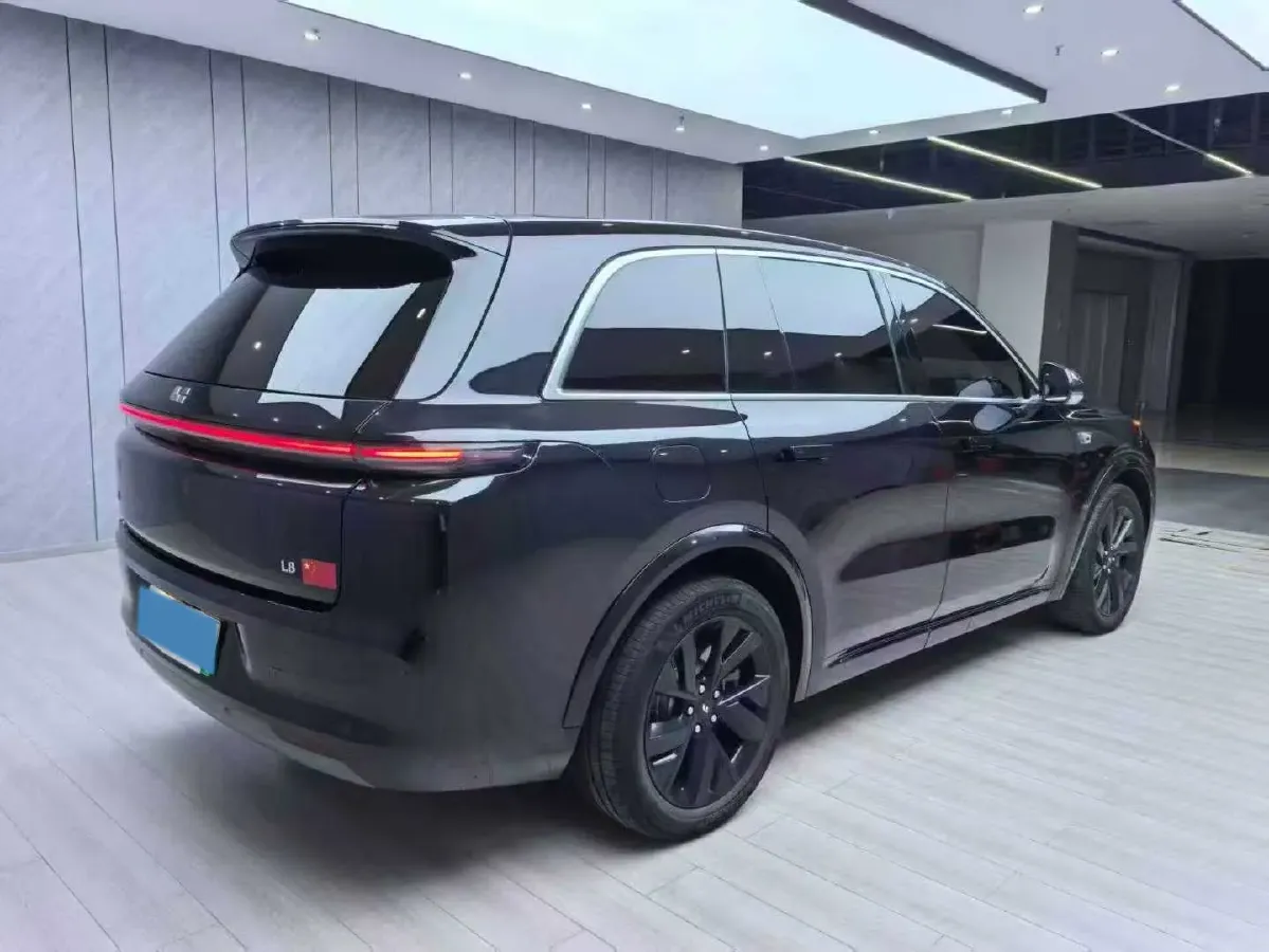 2023 Li L8 Range Extended 154HP REEV 40.9KWH,autocango,china used car exporter,china ev exporter,chinese used car exporter,chinese used ev exporter