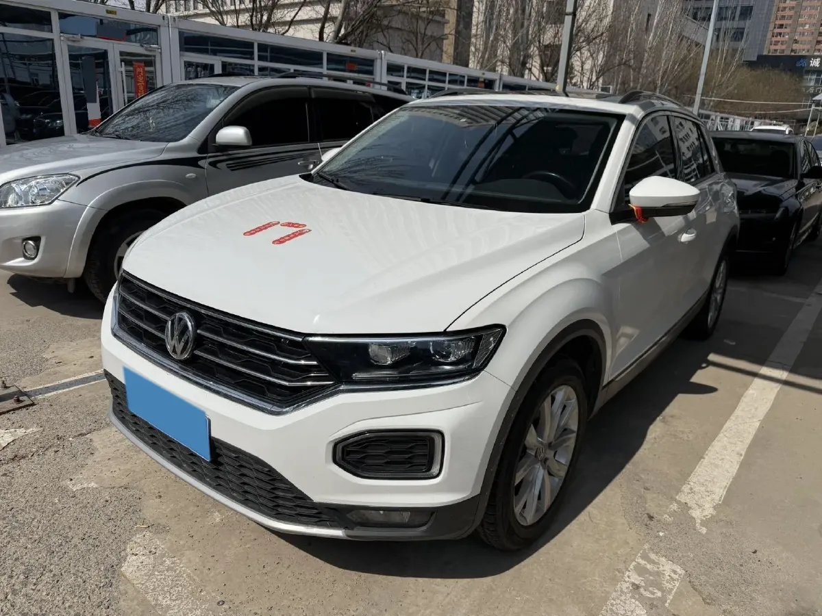 2020 Volkswagen T-Roc 1.4T 131HP L4 7DCT,autocango,china used car exporter,china ev exporter,chinese used car exporter,chinese used ev exporter