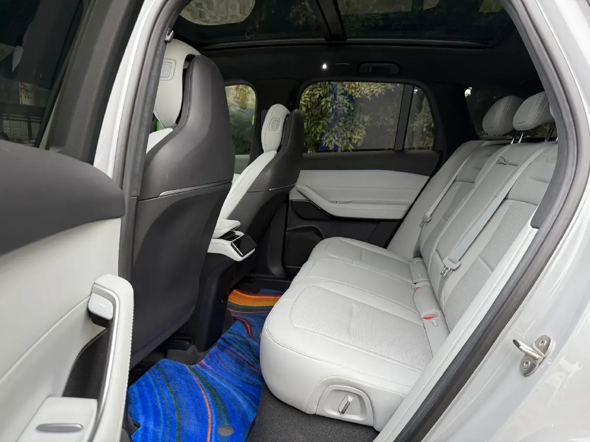 2024 NIO ES6 BEV 75KWH,autocango,china used car exporter,china ev exporter,chinese used car exporter,chinese used ev exporter