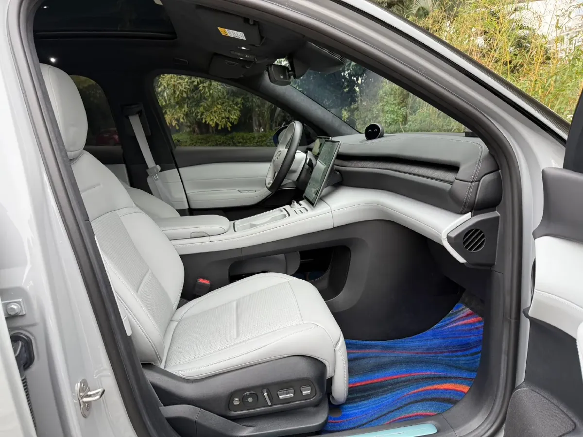 2024 NIO ES6 BEV 75KWH,autocango,china used car exporter,china ev exporter,chinese used car exporter,chinese used ev exporter