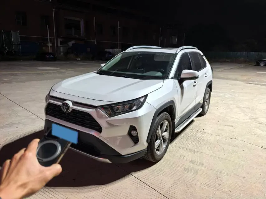 2021 Toyota RAV4 2.0L 171HP L4 CVT,autocango,china used car exporter,china ev exporter,chinese used car exporter,chinese used ev exporter