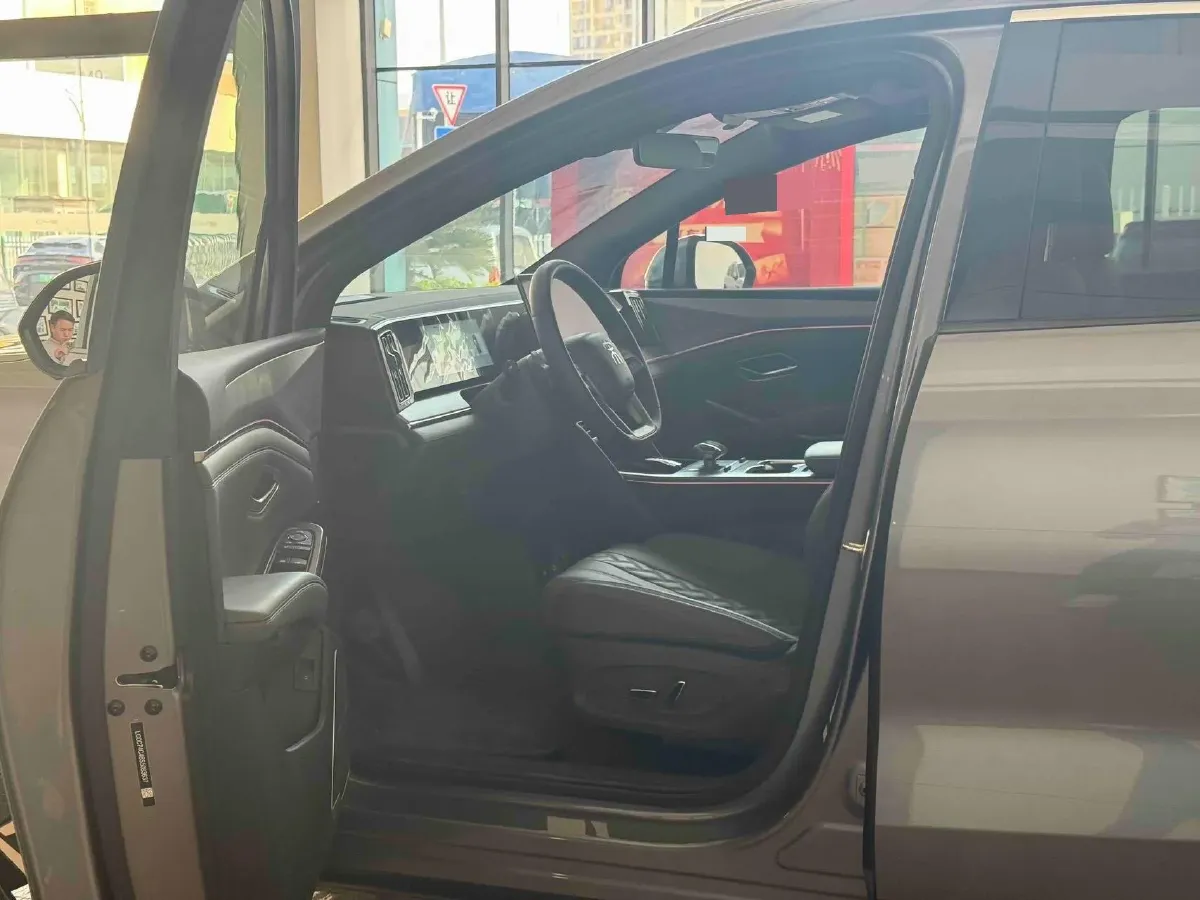 2025 BYD SongL DM-i 1.5L 101HP L4 E-CVT PHEV 26.6KWH,autocango,china used car exporter,china ev exporter,chinese used car exporter,chinese used ev exporter