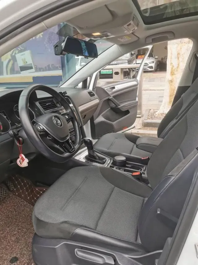 2018 Volkswagen Golf 1.6L 110HP L4 6AT,autocango,china used car exporter,china ev exporter,chinese used car exporter,chinese used ev exporter