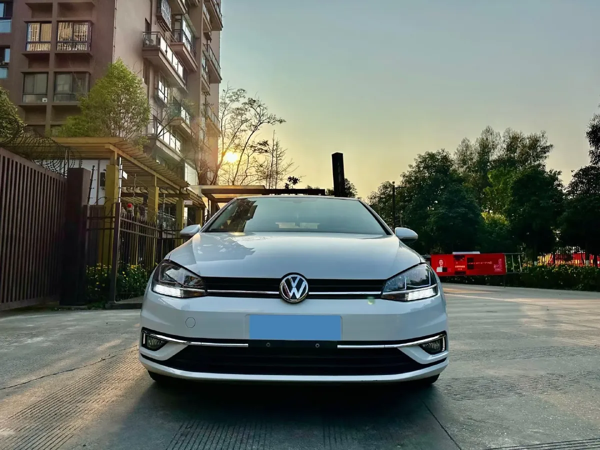 2020 Volkswagen Golf 1.4T 150HP L4 7DCT,autocango,china used car exporter,china ev exporter,chinese used car exporter,chinese used ev exporter