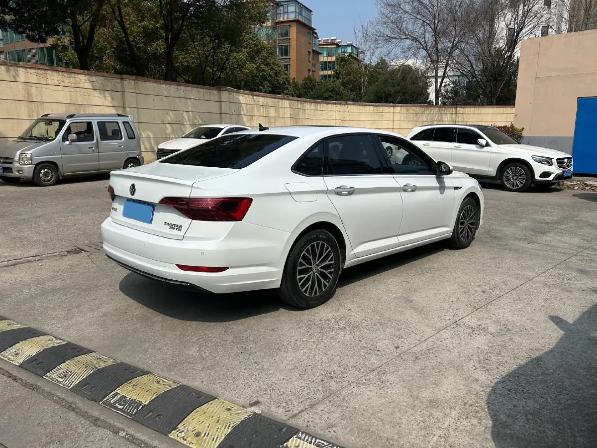 2021 Volkswagen Sagitar 1.4T 150HP L4 7DCT,autocango,china used car exporter,china ev exporter,chinese used car exporter,chinese used ev exporter