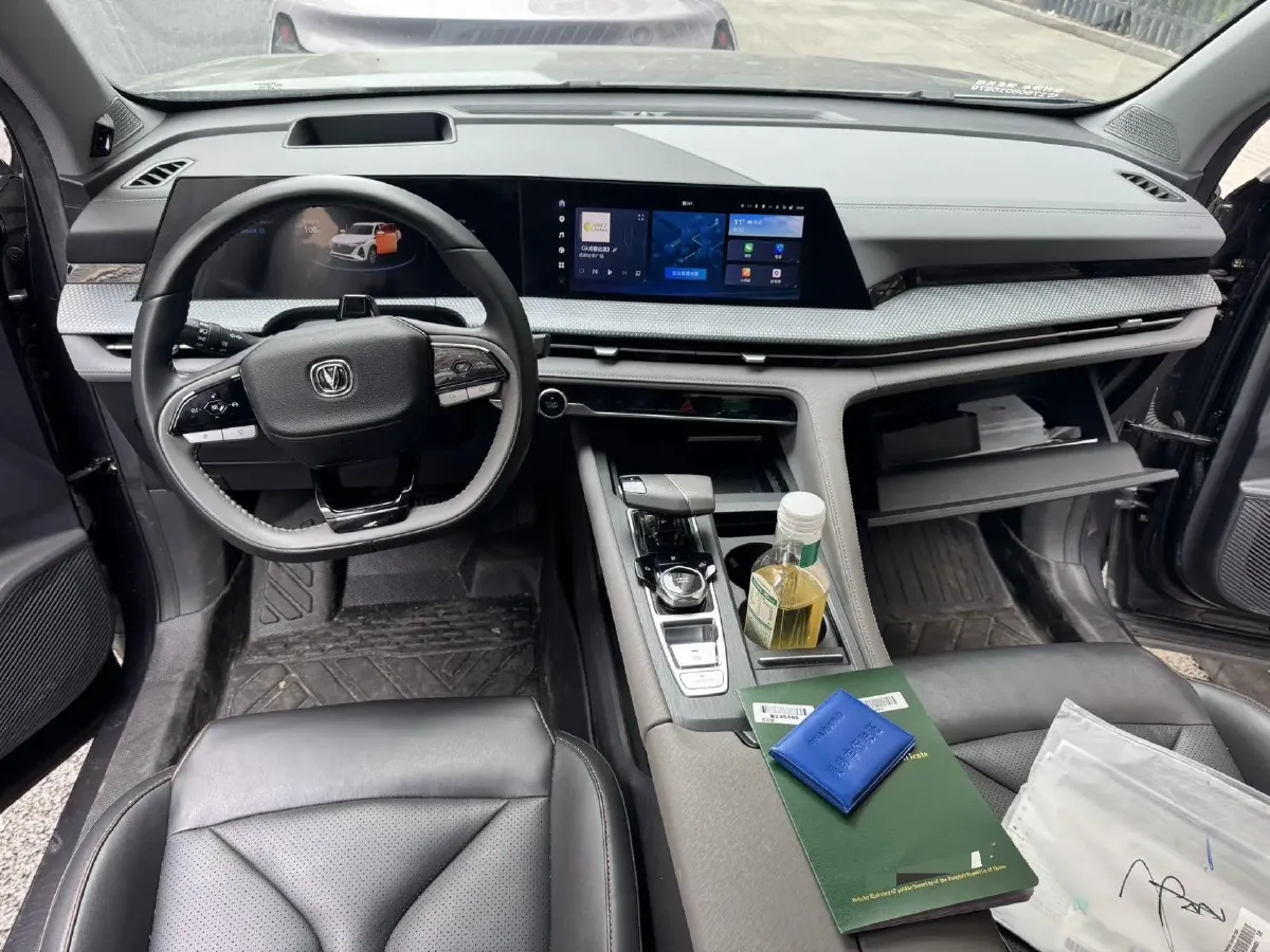 2022 ChangAn CS75 Plus 1.5T 188HP L4 8AT,autocango,china used car exporter,china ev exporter,chinese used car exporter,chinese used ev exporter