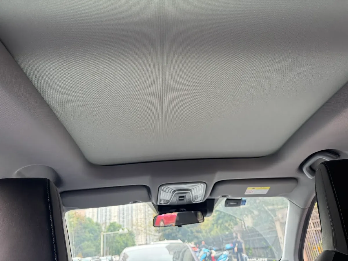 2022 ChangAn CS75 Plus 1.5T 188HP L4 8AT,autocango,china used car exporter,china ev exporter,chinese used car exporter,chinese used ev exporter