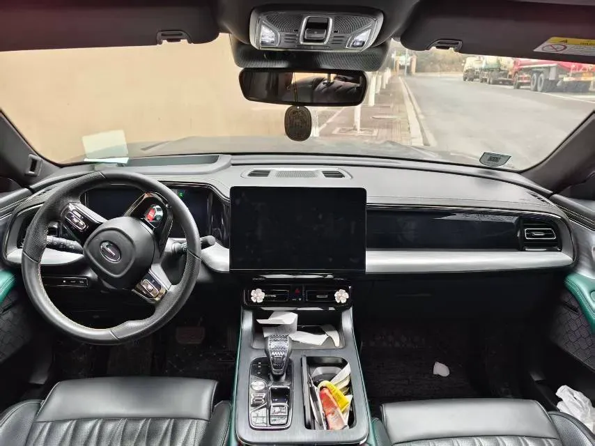 2022 GAC Trumpchi GS8 2.0T 190HP L4 E-CVT Hybrid,autocango,china used car exporter,china ev exporter,chinese used car exporter,chinese used ev exporter