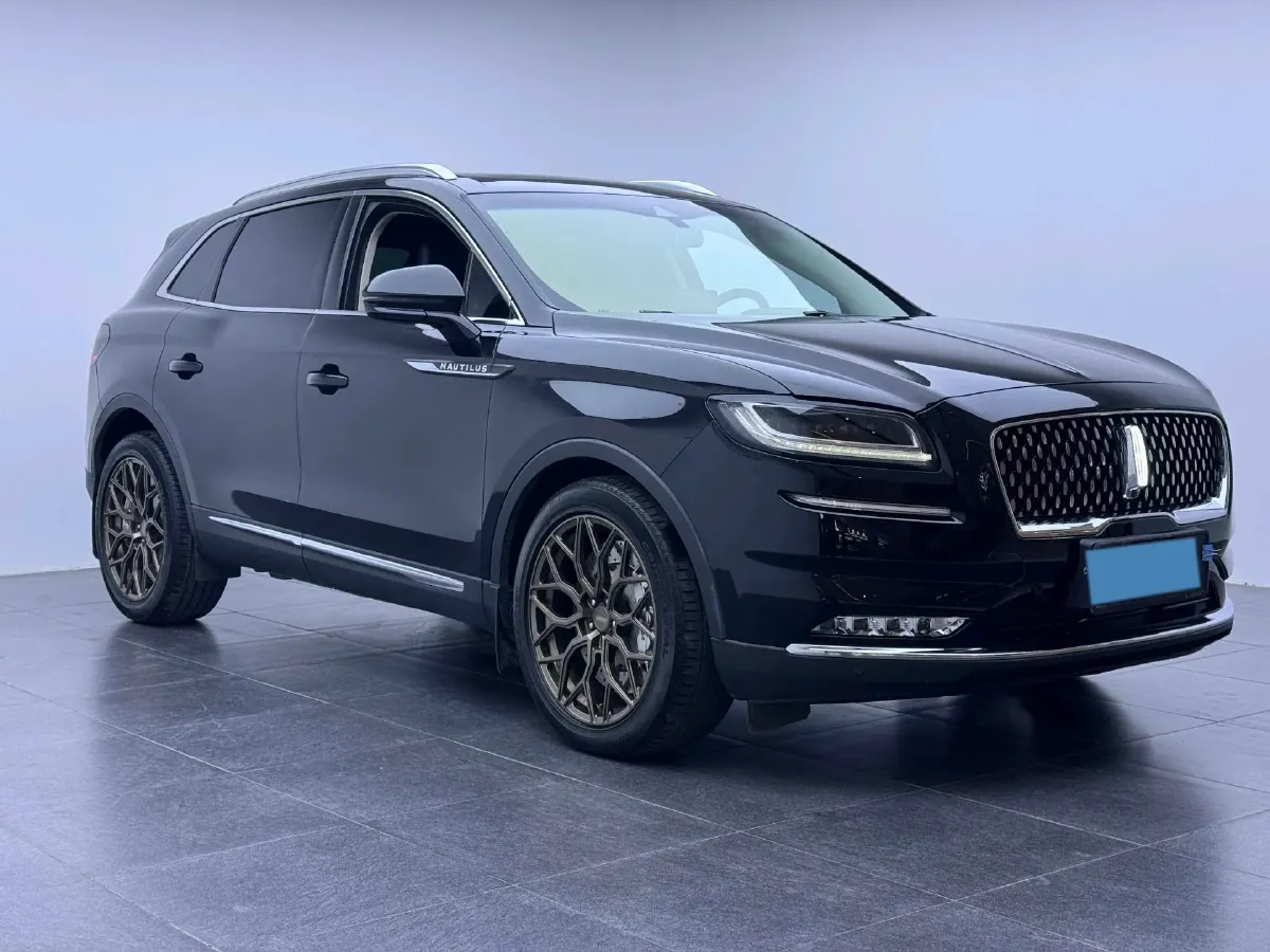 2021 Lincoln Nautilus 2.0T 245HP L4 8AT,autocango,china used car exporter,china ev exporter,chinese used car exporter,chinese used ev exporter