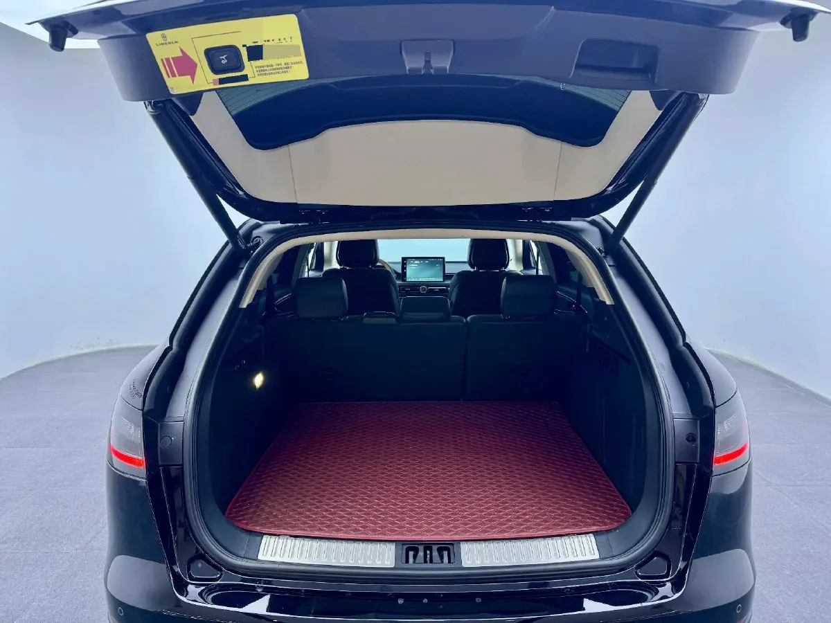 2021 Lincoln Nautilus 2.0T 245HP L4 8AT,autocango,china used car exporter,china ev exporter,chinese used car exporter,chinese used ev exporter