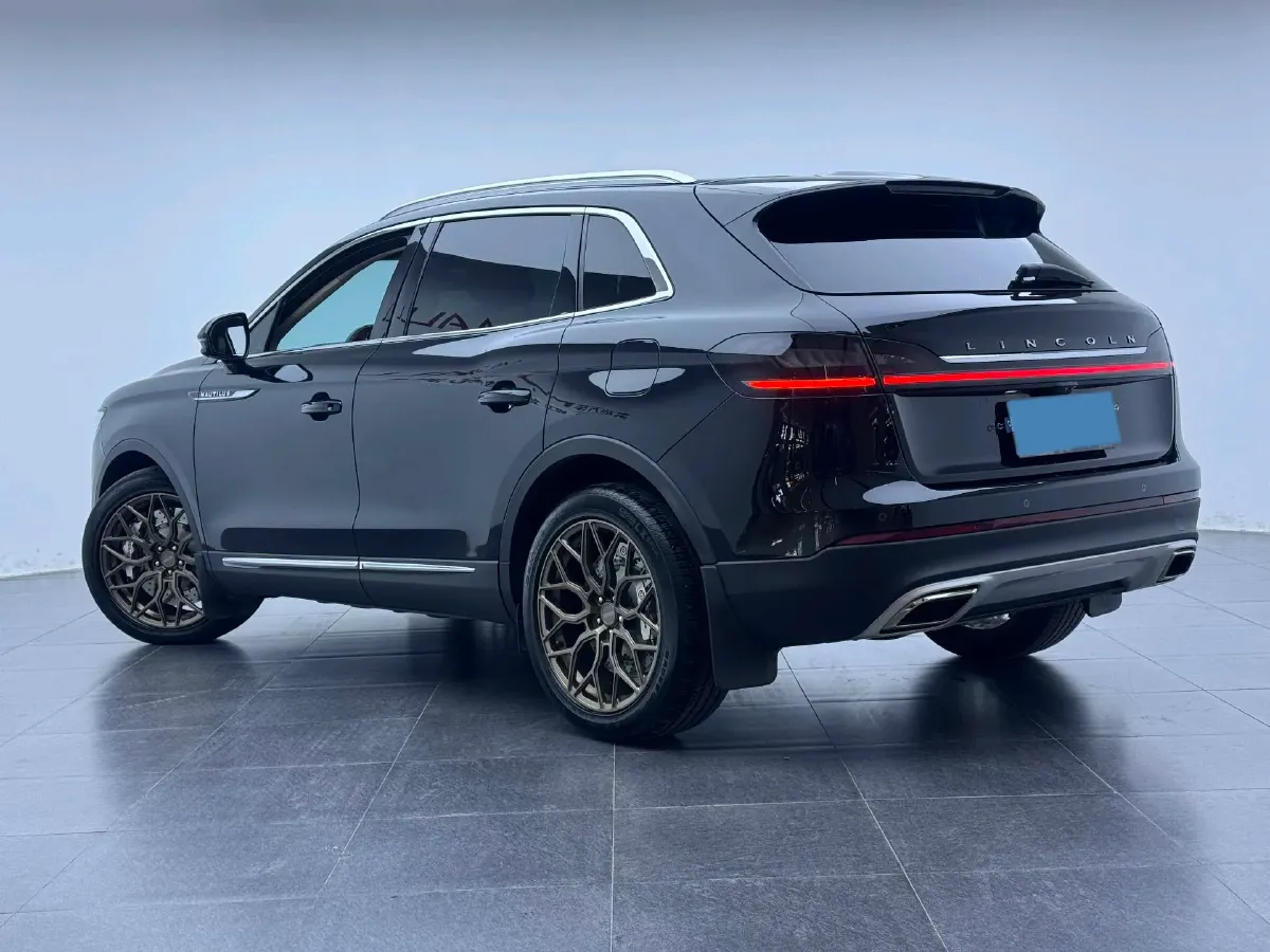 2021 Lincoln Nautilus 2.0T 245HP L4 8AT,autocango,china used car exporter,china ev exporter,chinese used car exporter,chinese used ev exporter