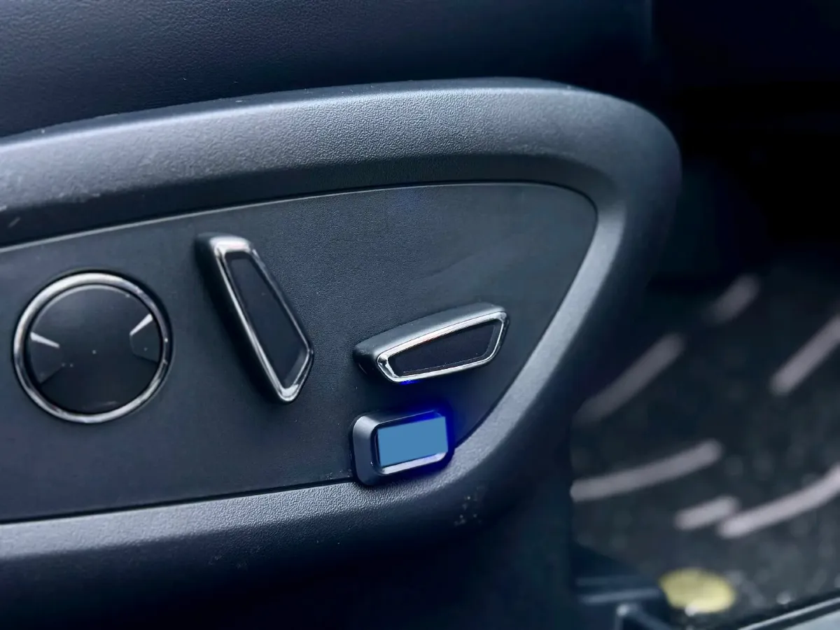 2021 Lincoln Nautilus 2.0T 245HP L4 8AT,autocango,china used car exporter,china ev exporter,chinese used car exporter,chinese used ev exporter