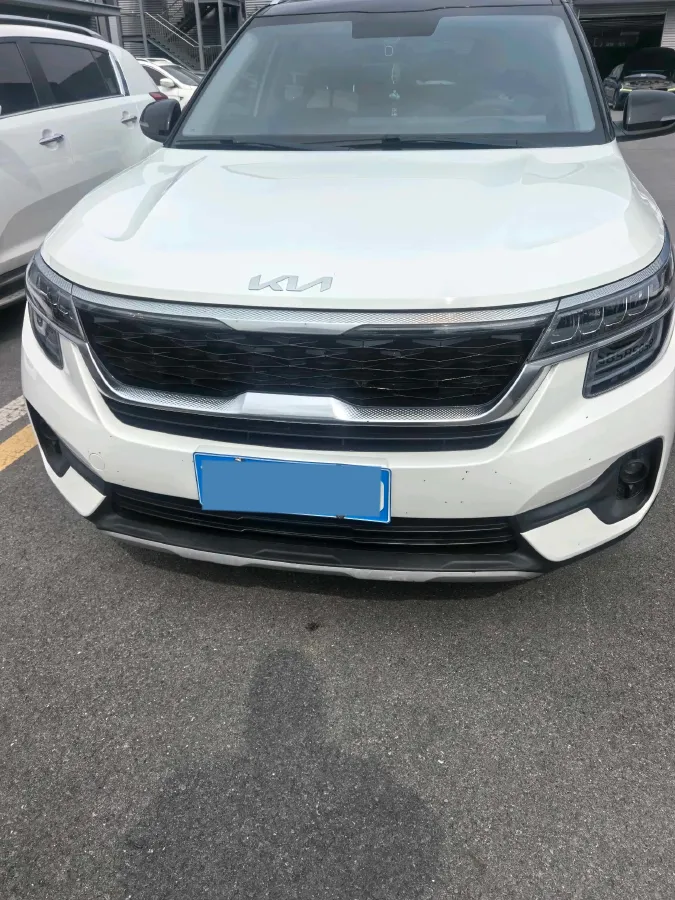 2023 Kia Seltos 1.5L 115HP L4 CVT,autocango,china used car exporter,china ev exporter,chinese used car exporter,chinese used ev exporter