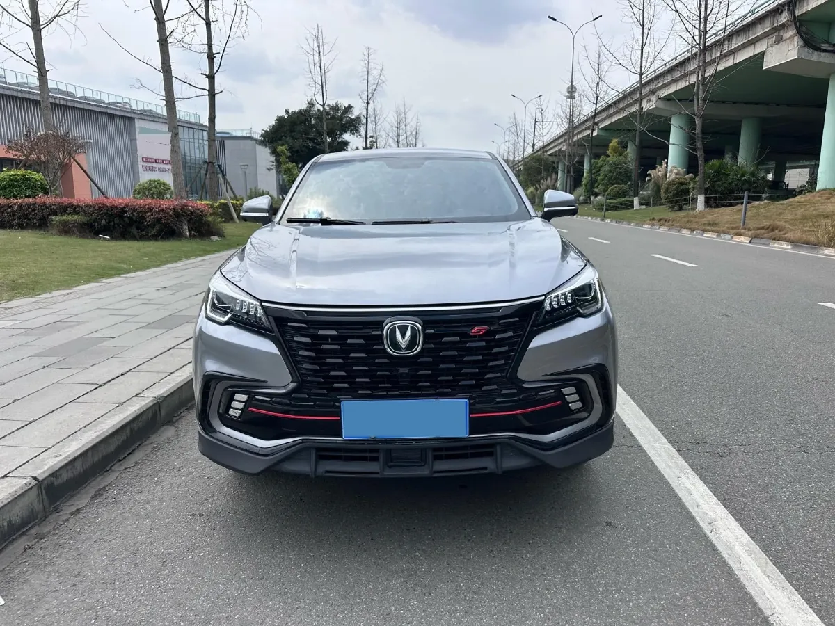 2021 ChangAn CS85 Coupe 1.5T 178HP L4 7DCT,autocango,china used car exporter,china ev exporter,chinese used car exporter,chinese used ev exporter