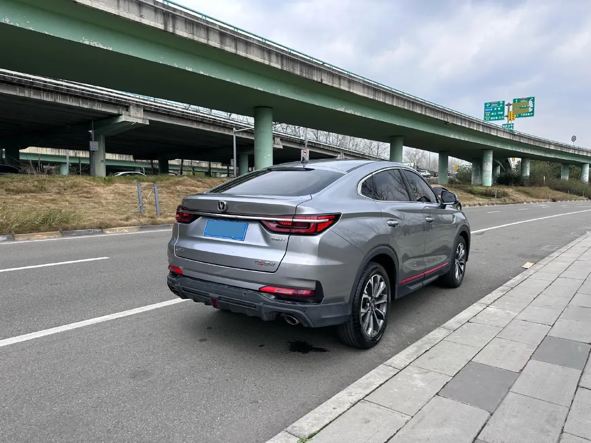 2021 ChangAn CS85 Coupe 1.5T 178HP L4 7DCT,autocango,china used car exporter,china ev exporter,chinese used car exporter,chinese used ev exporter