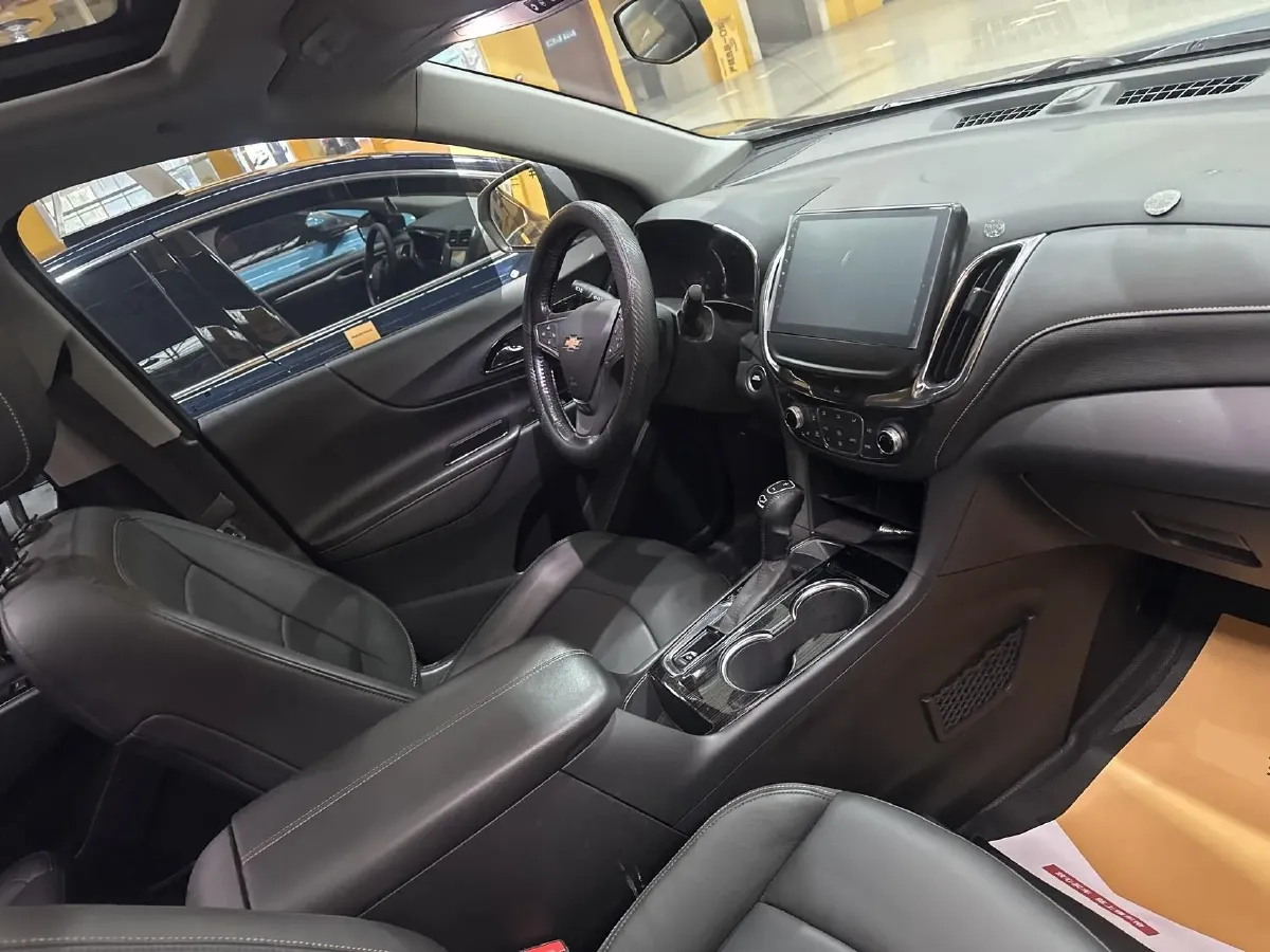 2018 Chevrolet Equinox 1.5T 180HP L4 6AT,autocango,china used car exporter,china ev exporter,chinese used car exporter,chinese used ev exporter