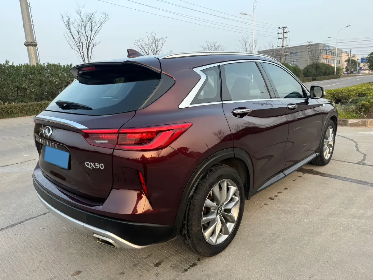 2020 Infiniti QX50 2.0T 245HP L4 CVT,autocango,china used car exporter,china ev exporter,chinese used car exporter,chinese used ev exporter